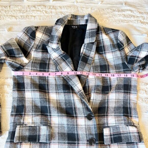 VICI Collection Plaid Peacoat in Black Multi Small - Picture 8 of 8